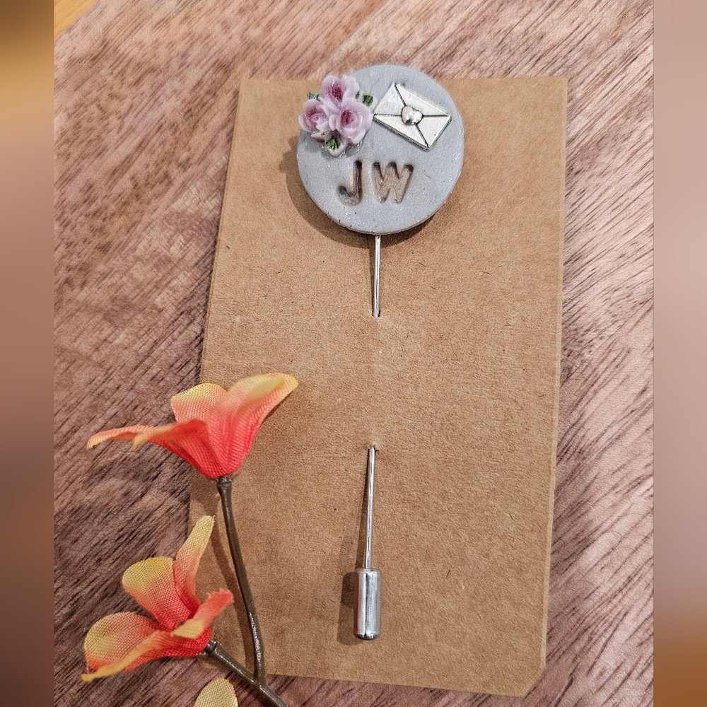 Handmade letter writing JW 💙 pin